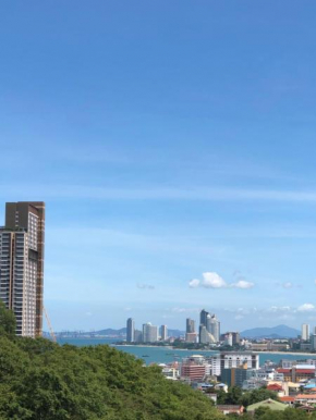 The Axis Condo ใจกลางเมืองวิวทะเลภูเขา